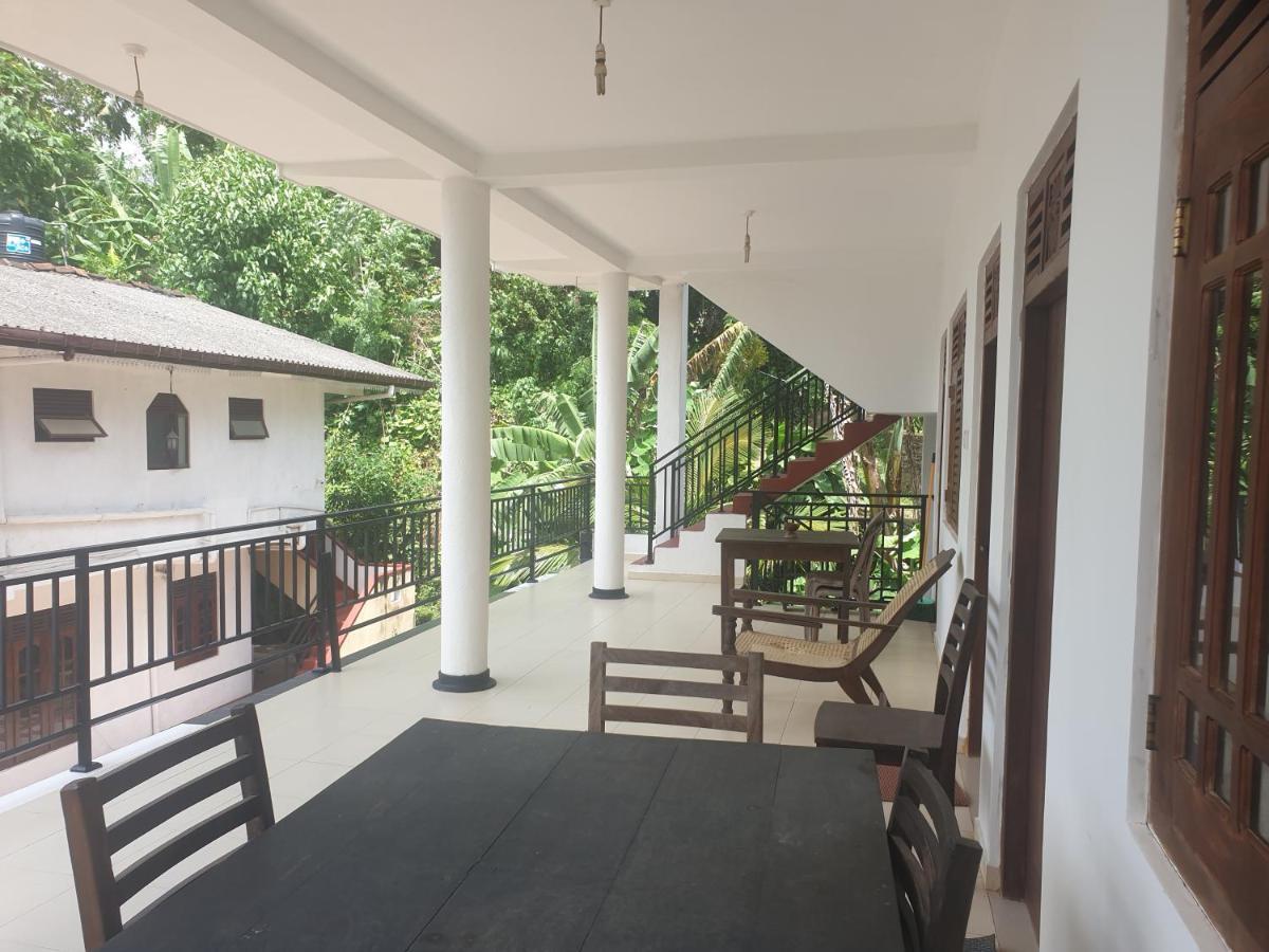 Resident Villa Unawatuna Bagian luar foto