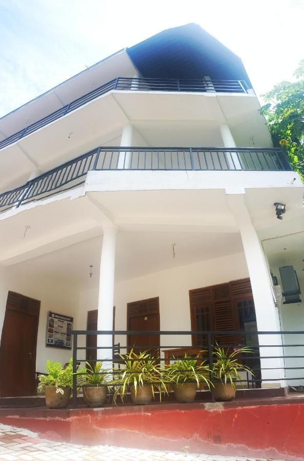 Resident Villa Unawatuna Bagian luar foto