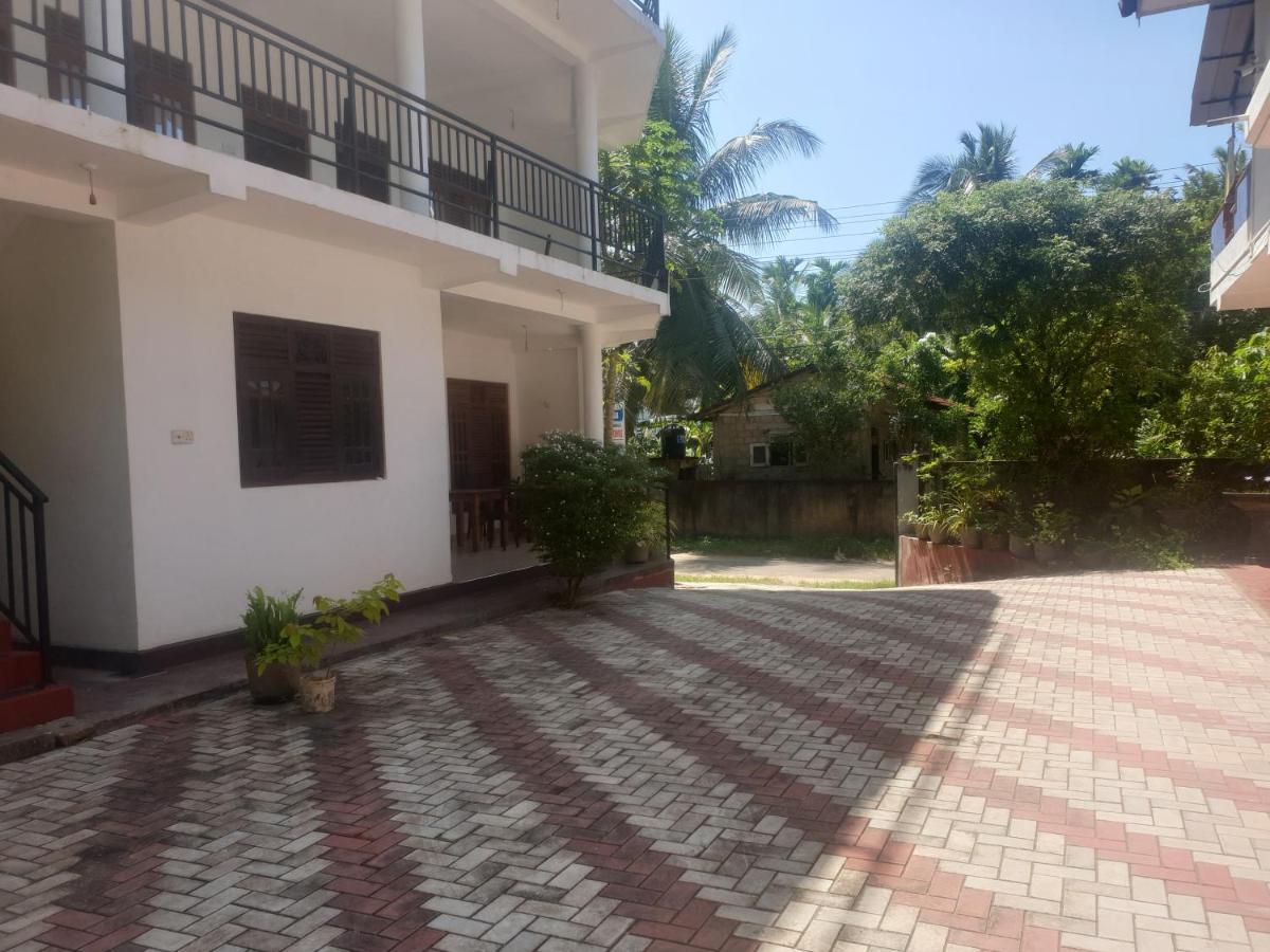 Resident Villa Unawatuna Bagian luar foto