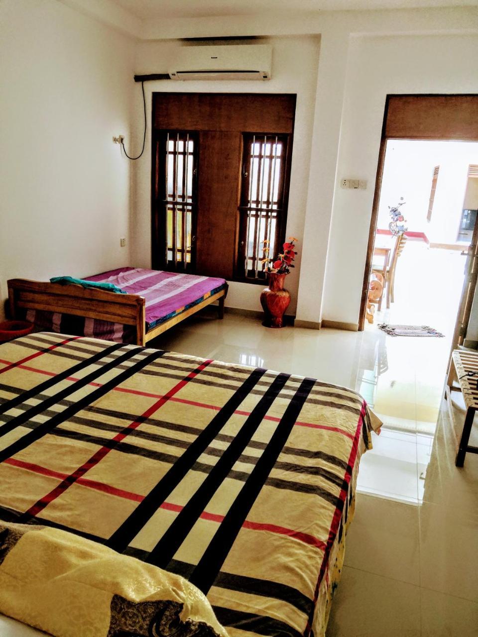 Resident Villa Unawatuna Bagian luar foto